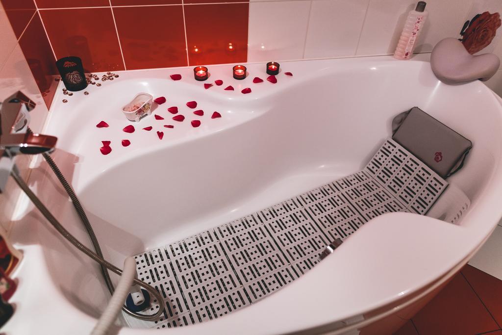 Rozu Romantika Cēsis Esterno foto
